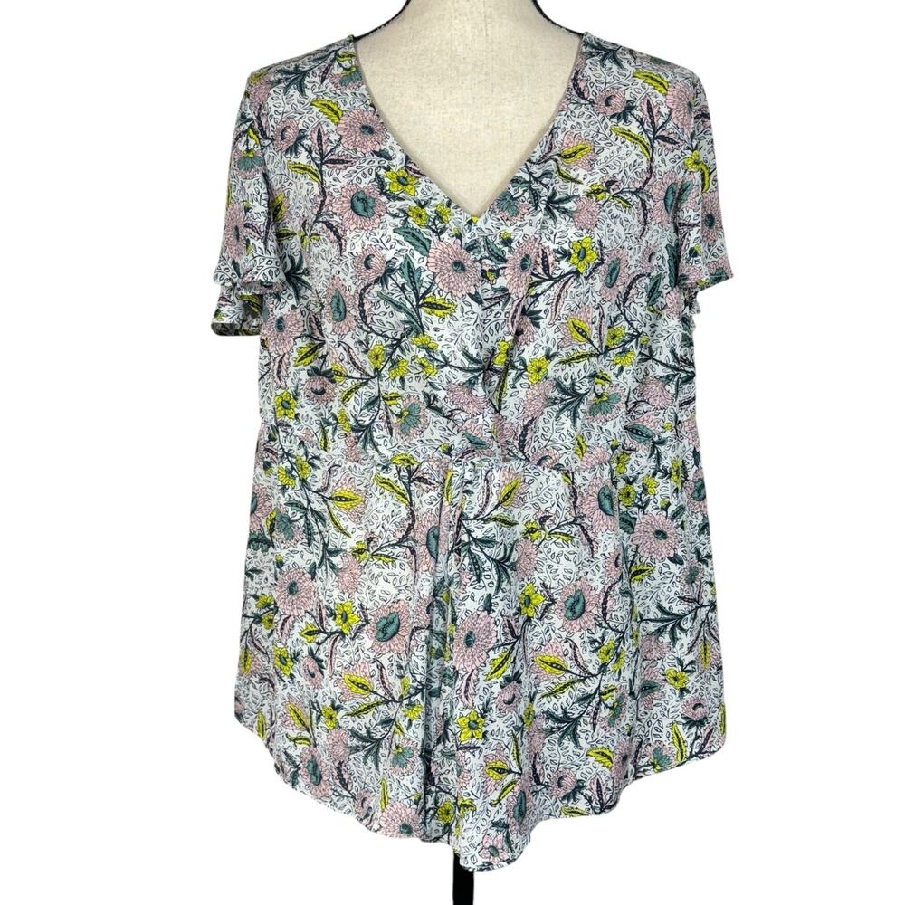 Torrid SZ 0 (Large) Babydoll Top Floral Flutter Sleeves Lightweight Knot Front